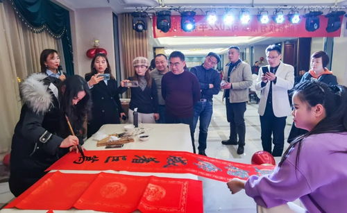 桐城市文聯(lián)文藝志愿服務(wù)進企業(yè)，搭建文化藝術(shù)交流新橋梁